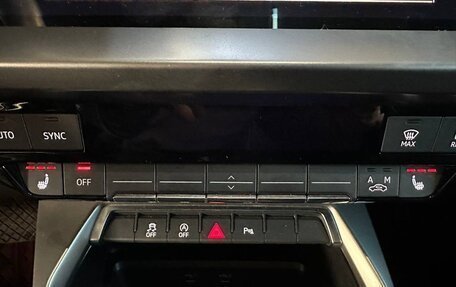 Audi A3, 2022 год, 2 400 000 рублей, 13 фотография