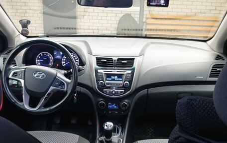 Hyundai Solaris II рестайлинг, 2014 год, 1 250 000 рублей, 6 фотография