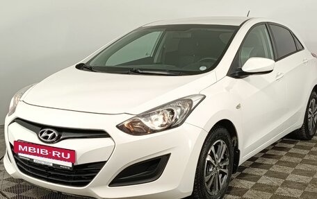 Hyundai i30 II рестайлинг, 2012 год, 870 000 рублей, 3 фотография