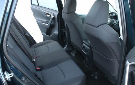 Toyota RAV4, 2019 год, 3 150 000 рублей, 11 фотография