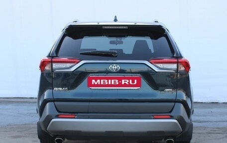 Toyota RAV4, 2019 год, 3 150 000 рублей, 6 фотография