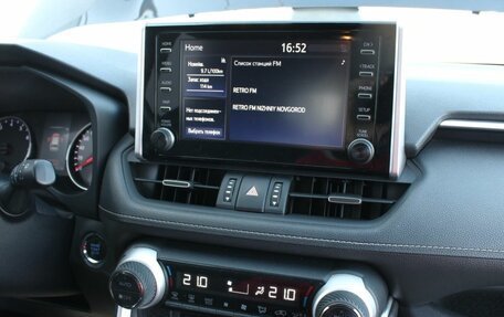 Toyota RAV4, 2019 год, 3 150 000 рублей, 17 фотография