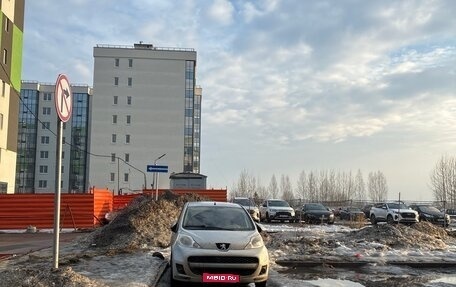 Peugeot 107 I рестайлинг, 2011 год, 355 000 рублей, 1 фотография