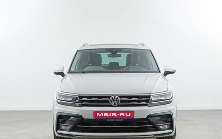 Volkswagen Tiguan II, 2019 год, 3 498 055 рублей, 3 фотография