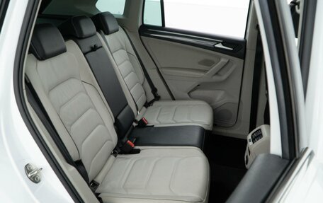 Volkswagen Tiguan II, 2019 год, 3 498 055 рублей, 7 фотография