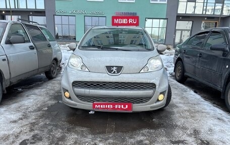 Peugeot 107 I рестайлинг, 2011 год, 355 000 рублей, 3 фотография