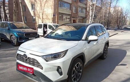 Toyota RAV4, 2022 год, 3 095 000 рублей, 11 фотография