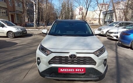 Toyota RAV4, 2022 год, 3 095 000 рублей, 10 фотография