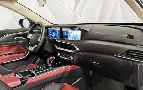 FAW Bestune T77, 2023 год, 1 815 000 рублей, 12 фотография