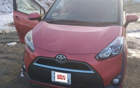 Toyota Sienta II, 2017 год, 1 430 000 рублей, 5 фотография