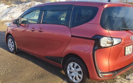 Toyota Sienta II, 2017 год, 1 430 000 рублей, 4 фотография