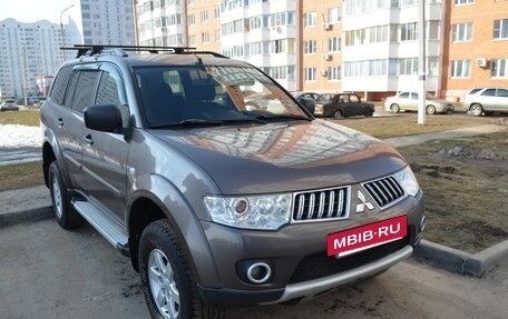 Mitsubishi Pajero Sport II рестайлинг, 2012 год, 1 800 000 рублей, 3 фотография