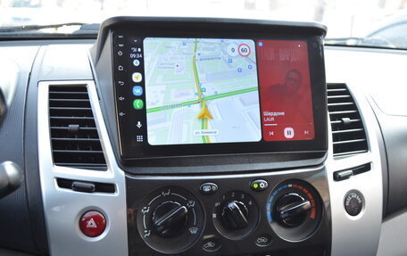 Mitsubishi Pajero Sport II рестайлинг, 2012 год, 1 800 000 рублей, 12 фотография