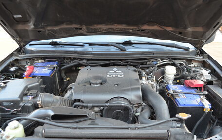 Mitsubishi Pajero Sport II рестайлинг, 2012 год, 1 800 000 рублей, 11 фотография