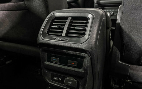 Volkswagen Tiguan II, 2020 год, 2 397 000 рублей, 15 фотография