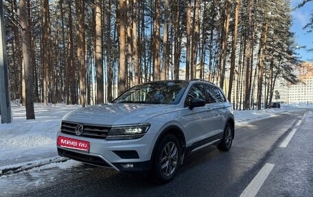 Volkswagen Tiguan II, 2019 год, 2 770 000 рублей, 1 фотография