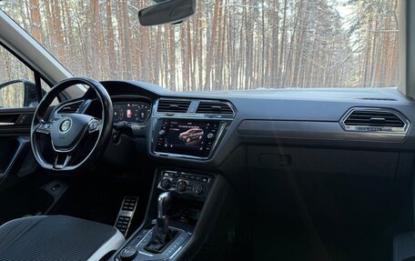 Volkswagen Tiguan II, 2019 год, 2 770 000 рублей, 6 фотография