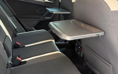 Volkswagen Tiguan II, 2019 год, 2 770 000 рублей, 10 фотография