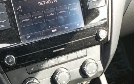 Skoda Octavia, 2018 год, 1 800 000 рублей, 10 фотография