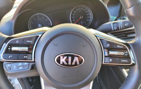 KIA K3, 2020 год, 2 400 000 рублей, 12 фотография