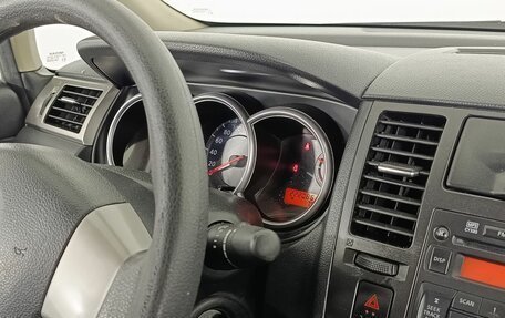 Nissan Tiida, 2013 год, 750 000 рублей, 13 фотография