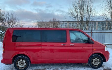 Volkswagen Transporter T5 рестайлинг, 2004 год, 850 000 рублей, 4 фотография