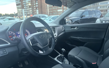 Hyundai Solaris II рестайлинг, 2017 год, 1 180 000 рублей, 16 фотография