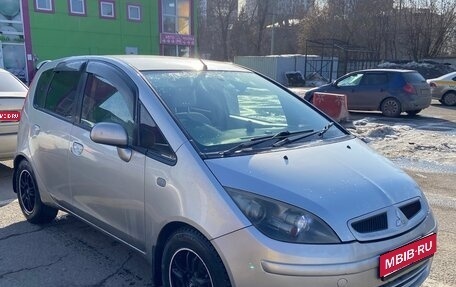 Mitsubishi Colt VI рестайлинг, 2004 год, 260 000 рублей, 1 фотография
