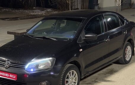 Volkswagen Polo VI (EU Market), 2011 год, 530 000 рублей, 2 фотография