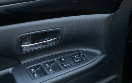 Mitsubishi Outlander III рестайлинг 3, 2020 год, 2 428 000 рублей, 14 фотография