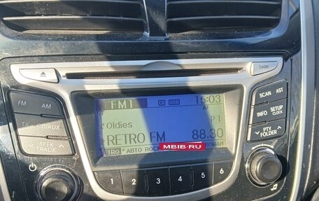 Hyundai Solaris II рестайлинг, 2013 год, 840 000 рублей, 20 фотография