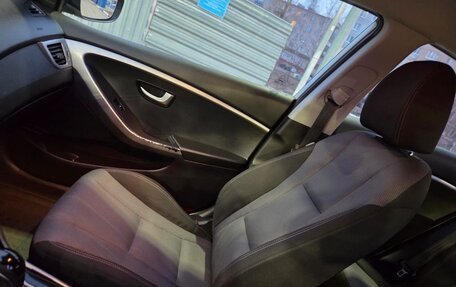 Hyundai i30 II рестайлинг, 2013 год, 895 000 рублей, 11 фотография