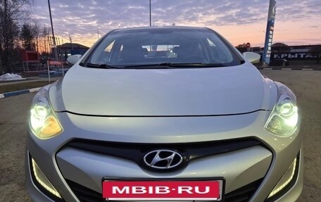 Hyundai i30 II рестайлинг, 2013 год, 895 000 рублей, 3 фотография