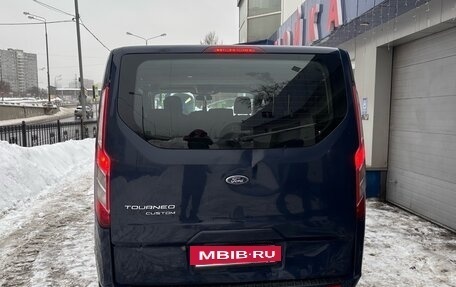 Ford Tourneo Custom I рестайлинг, 2018 год, 1 800 000 рублей, 6 фотография
