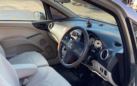 Mitsubishi Colt VI рестайлинг, 2004 год, 260 000 рублей, 7 фотография