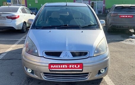 Mitsubishi Colt VI рестайлинг, 2004 год, 260 000 рублей, 3 фотография