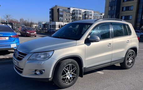 Volkswagen Tiguan I, 2010 год, 650 000 рублей, 3 фотография