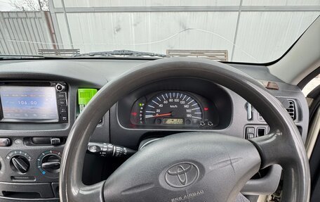 Toyota Probox I, 2010 год, 699 000 рублей, 16 фотография