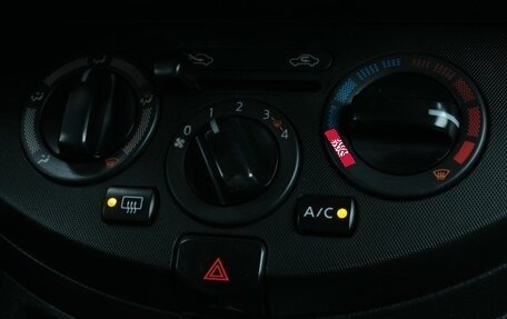 Nissan Note II рестайлинг, 2013 год, 690 000 рублей, 14 фотография