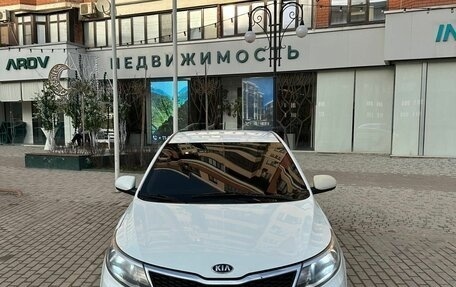 KIA Rio III рестайлинг, 2016 год, 700 000 рублей, 1 фотография