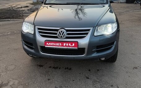 Volkswagen Touareg III, 2008 год, 1 350 000 рублей, 1 фотография