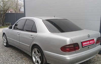 Mercedes-Benz E-Класс, 1999 год, 700 000 рублей, 1 фотография