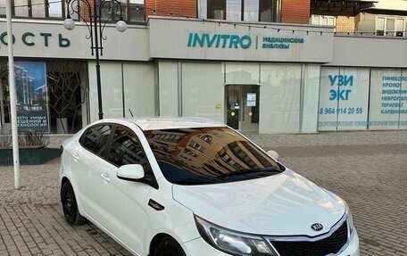 KIA Rio III рестайлинг, 2016 год, 700 000 рублей, 3 фотография