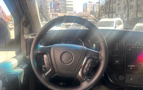 Chevrolet Express II, 2012 год, 5 700 000 рублей, 9 фотография