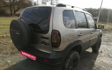 Chevrolet Niva I рестайлинг, 2013 год, 590 000 рублей, 6 фотография