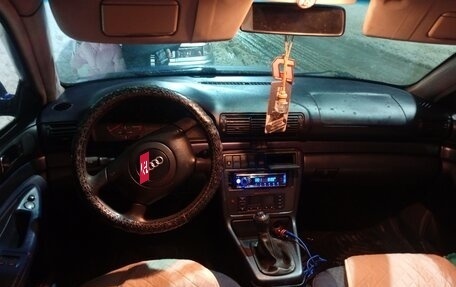 Audi A4, 1997 год, 200 000 рублей, 10 фотография