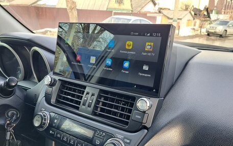 Toyota Land Cruiser Prado 150 рестайлинг 2, 2010 год, 2 470 000 рублей, 10 фотография