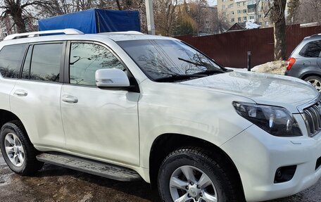 Toyota Land Cruiser Prado 150 рестайлинг 2, 2010 год, 2 470 000 рублей, 6 фотография