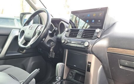 Toyota Land Cruiser Prado 150 рестайлинг 2, 2010 год, 2 470 000 рублей, 9 фотография