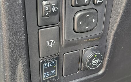 Toyota Land Cruiser Prado 150 рестайлинг 2, 2010 год, 2 470 000 рублей, 16 фотография